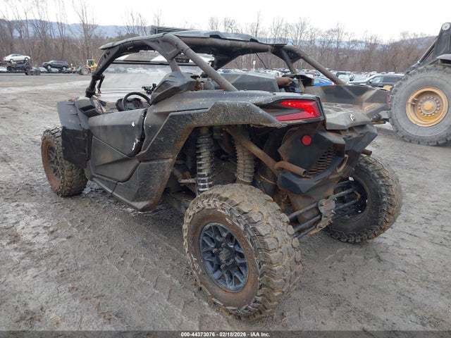 3JBVGAW23HK000792 Can-Am Maverick X3 Turbo R