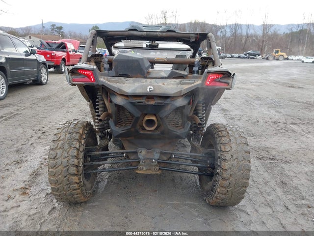 3JBVGAW23HK000792 Can-Am Maverick X3 Turbo R