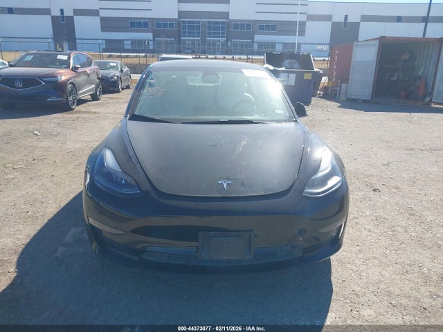 44373077 :رقم المزاد ، 5YJ3E1EB3NF230428 vin ، 2022 Tesla Model 3 Long Range Dual Motor All-wheel Drive مزاد بيع