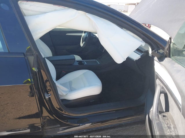 2022 TESLA MODEL 3 5YJ3E1EB3NF230428 Photo 4