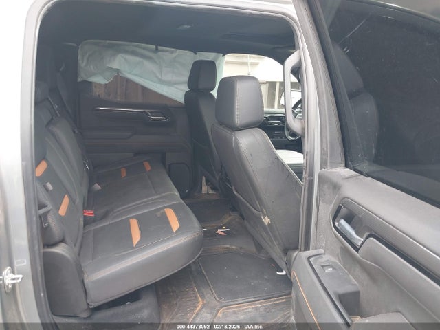 3GTUUEE83SG304035 GMC Sierra 1500 4wd Short Box At4