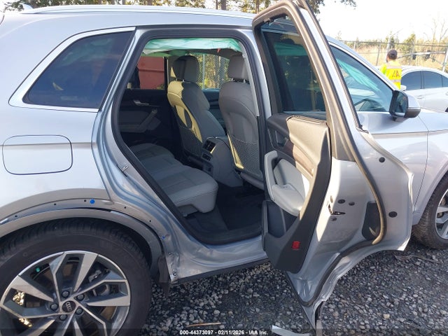 Продаж на аукціоні авто 2021 Audi Q5 Prestige 45 Tfsi Quattro S Tronic, vin: WA1CAAFYXM2025666, номер лоту: 44373097