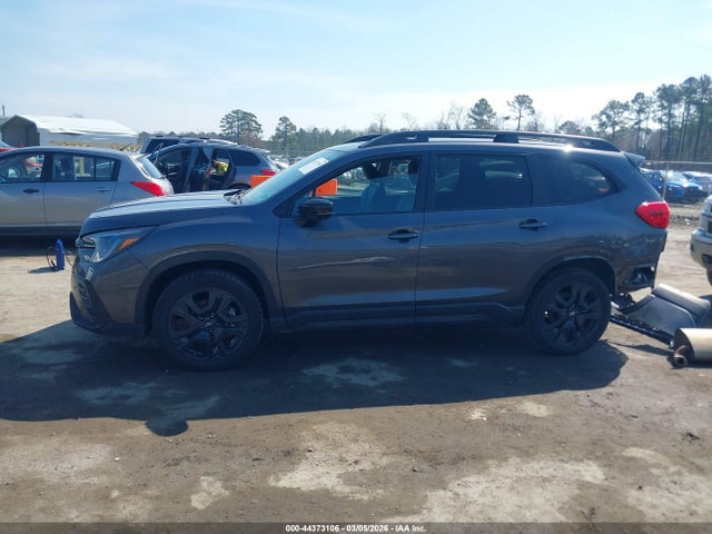 4S4WMAKD9R3419797 Subaru Ascent Onyx Edition Limited 7-passenger