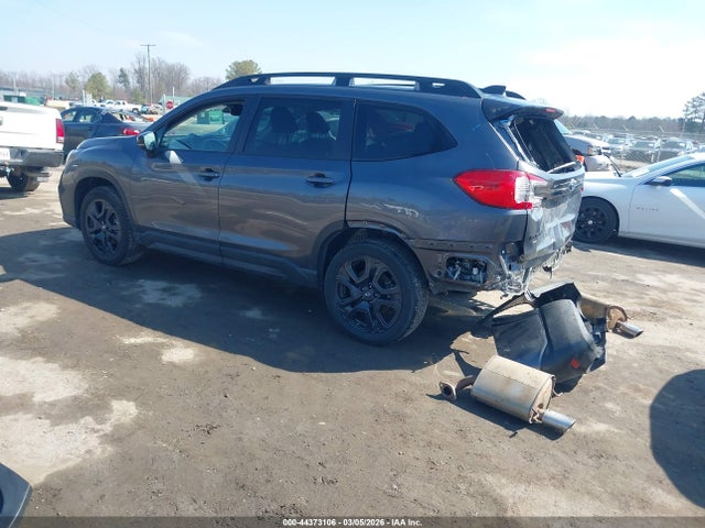 4S4WMAKD9R3419797 Subaru Ascent Onyx Edition Limited 7-passenger