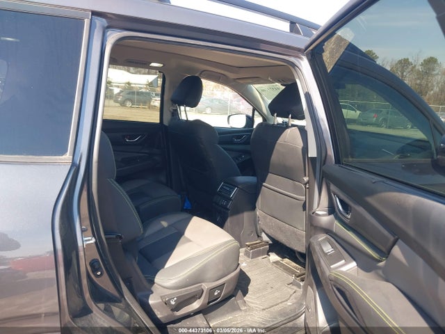4S4WMAKD9R3419797 Subaru Ascent Onyx Edition Limited 7-passenger
