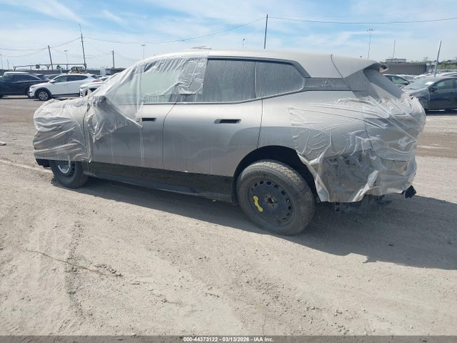 Продаж на аукціоні авто 2024 Bmw Ix Xdrive50, vin: WB523CF03RCR15800, номер лоту: 44373122