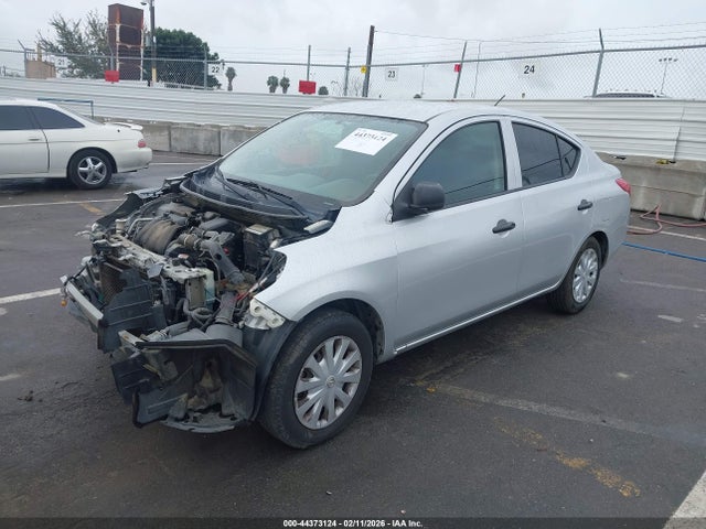 Nissan Versa 1.6 S 2014 3N1CN7AP2EL827451 Image 2