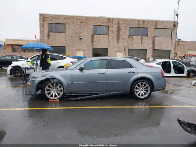 2006 Chrysler 300c Srt8 მანქანა იყიდება აუქციონზე, vin: 2C3LA73W56H149418, აუქციონის ნომერი: 44373180
