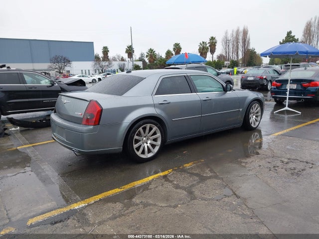 2006 Chrysler 300c Srt8 მანქანა იყიდება აუქციონზე, vin: 2C3LA73W56H149418, აუქციონის ნომერი: 44373180
