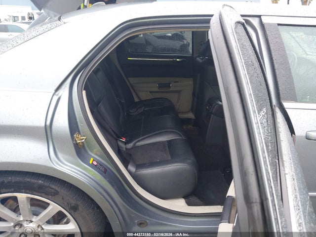 2006 Chrysler 300c Srt8 მანქანა იყიდება აუქციონზე, vin: 2C3LA73W56H149418, აუქციონის ნომერი: 44373180