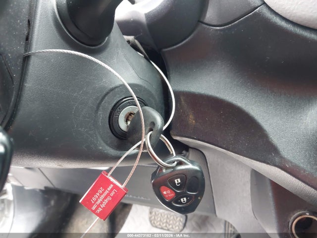 44373182 :رقم المزاد ، JTDKTUD30ED579485 vin ، 2014 Toyota Yaris Le (tmc/cbu Plant) مزاد بيع