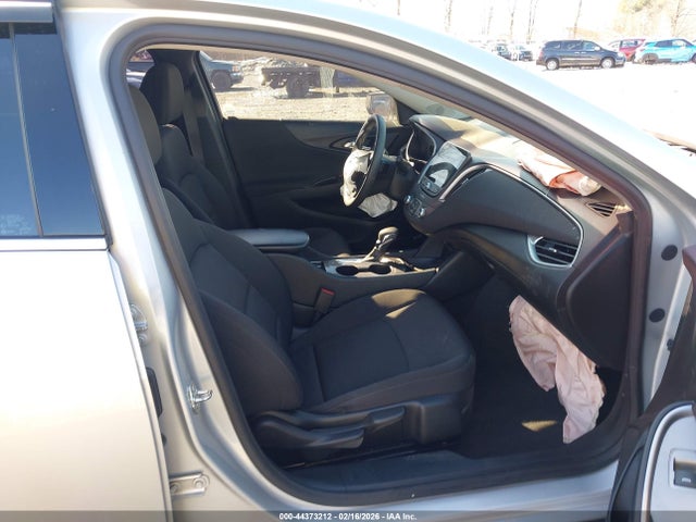 2021 CHEVROLET MALIBU 1G1ZC5ST2MF010186 Photo 4