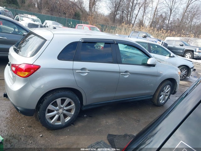 44373238 :رقم المزاد ، 4A4AP3AU0FE053045 vin ، 2015 Mitsubishi Outlander Sport Es مزاد بيع