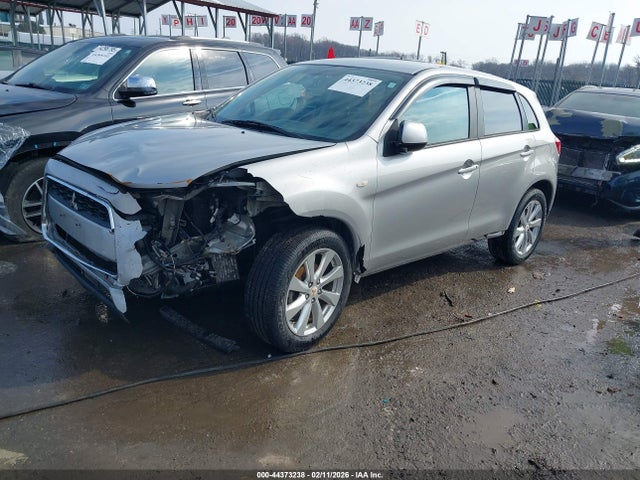 44373238 :رقم المزاد ، 4A4AP3AU0FE053045 vin ، 2015 Mitsubishi Outlander Sport Es مزاد بيع