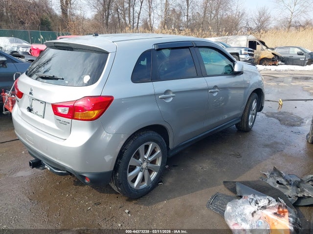 44373238 :رقم المزاد ، 4A4AP3AU0FE053045 vin ، 2015 Mitsubishi Outlander Sport Es مزاد بيع