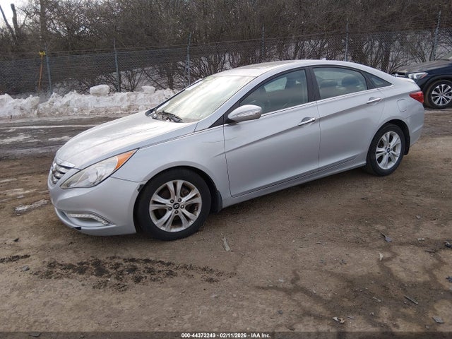 2011 HYUNDAI SONATA 5NPEC4AC1BH056063 Photo 1