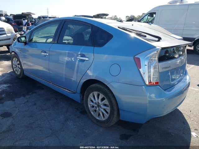2012 TOYOTA PRIUS PLUG-IN JTDKN3DPXC3007544 Photo 2