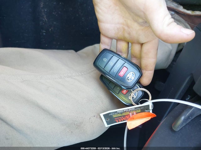5YFS4MCE9RP191108 Toyota COROLLA SE