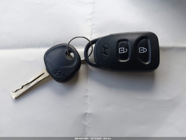 KM8JUCAG0EU875466 Hyundai TUCSON SE