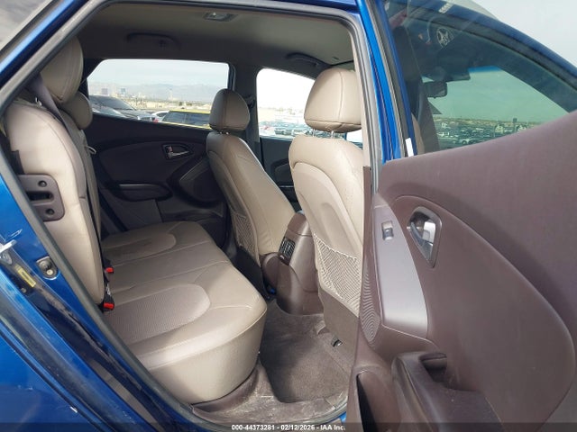 KM8JUCAG0EU875466 Hyundai TUCSON SE