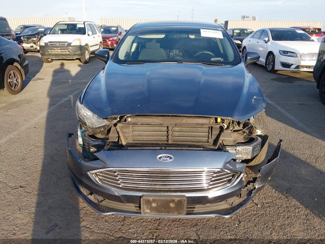 3FA6P0H74JR182591 Ford FUSION SE