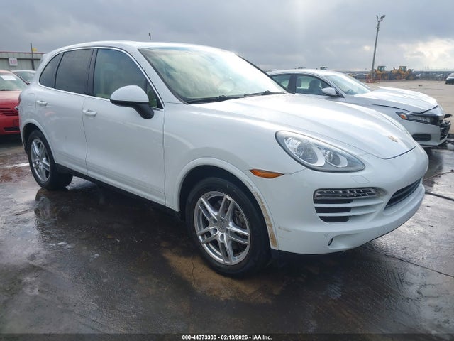 2014 PORSCHE CAYENNE WP1AA2A2XELA97127 Photo 0