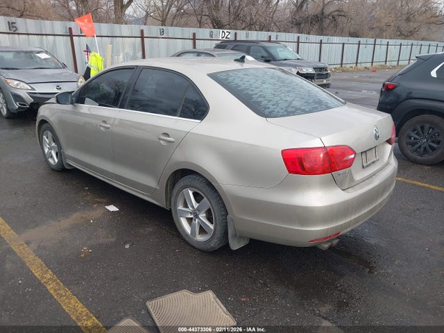 Продажа на аукционе авто 2013 Volkswagen Jetta 2.0l Tdi, vin: 3VWLL7AJ2DM205355, номер лота: 44373306