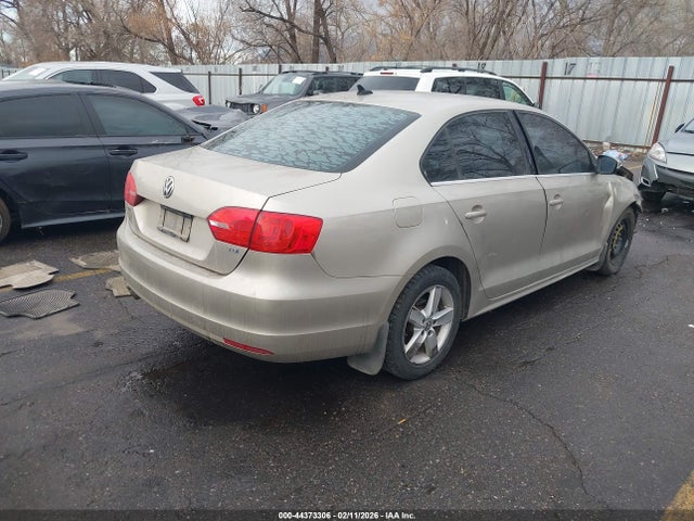 Продажа на аукционе авто 2013 Volkswagen Jetta 2.0l Tdi, vin: 3VWLL7AJ2DM205355, номер лота: 44373306