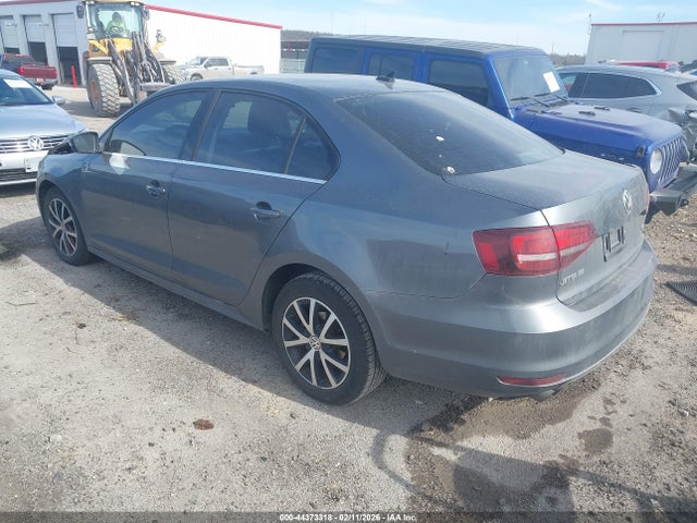 Продажа на аукционе авто 2017 Volkswagen Jetta 1.4t Se, vin: 3VWDB7AJ3HM331673, номер лота: 44373318