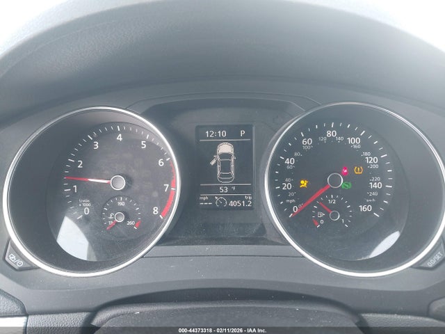 Продажа на аукционе авто 2017 Volkswagen Jetta 1.4t Se, vin: 3VWDB7AJ3HM331673, номер лота: 44373318
