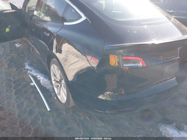 2020 Tesla Model 3 მანქანა იყიდება აუქციონზე, vin: 5YJ3E1EA4LF613959, აუქციონის ნომერი: 44373323