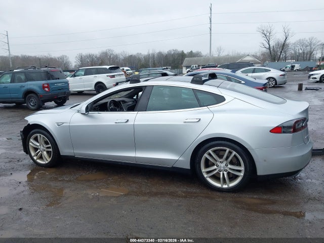 Продажа на аукционе авто 2015 Tesla Model S 70d/85d/p85d, vin: 5YJSA1H29FFP78468, номер лота: 44373340
