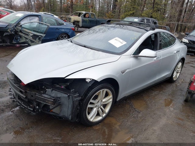 2015 TESLA MODEL S 5YJSA1H29FFP78468 Photo 1