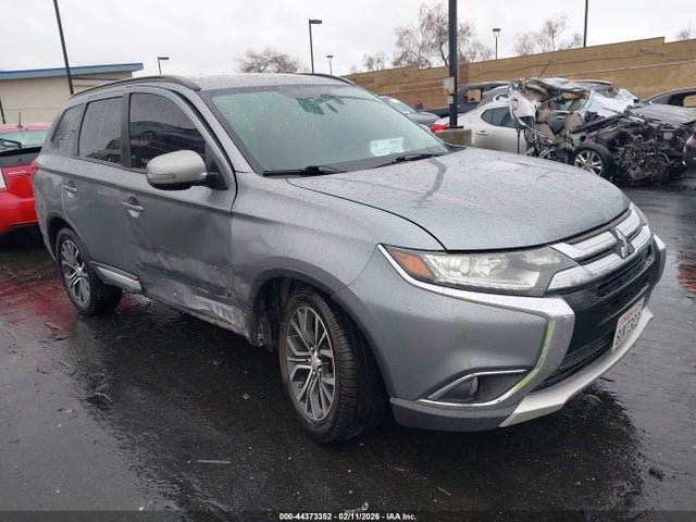 2016 MITSUBISHI OUTLANDER JA4AD3A35GZ016231 Photo 0