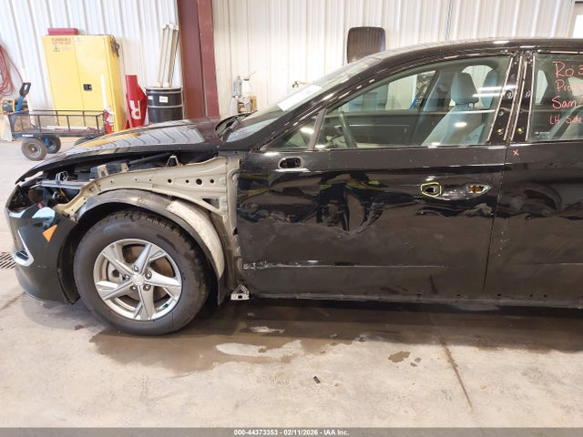 KMHL24JA8PA261320 Hyundai SONATA SE