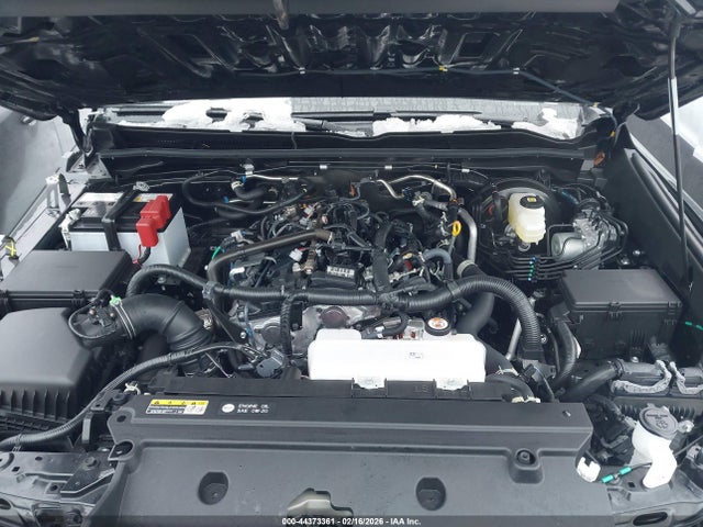 44373361 :رقم المزاد ، JTEVA5BR4S5036318 vin ، 2025 Toyota 4runner Sr5 مزاد بيع