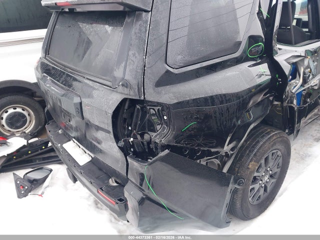 44373361 :رقم المزاد ، JTEVA5BR4S5036318 vin ، 2025 Toyota 4runner Sr5 مزاد بيع