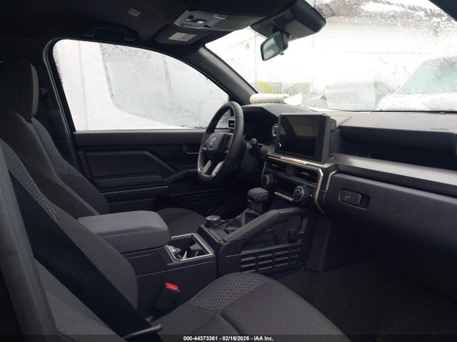 44373361 :رقم المزاد ، JTEVA5BR4S5036318 vin ، 2025 Toyota 4runner Sr5 مزاد بيع