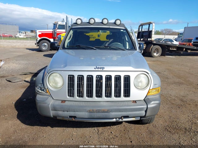2005 Jeep Liberty Renegade მანქანა იყიდება აუქციონზე, vin: 1J4GL38K55W526524, აუქციონის ნომერი: 44373366