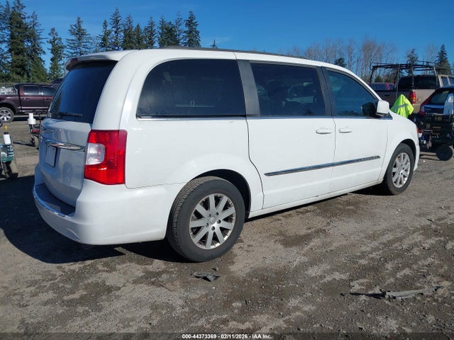 2015 CHRYSLER TOWN & COUNTRY 2C4RC1BG1FR696462 Photo 3
