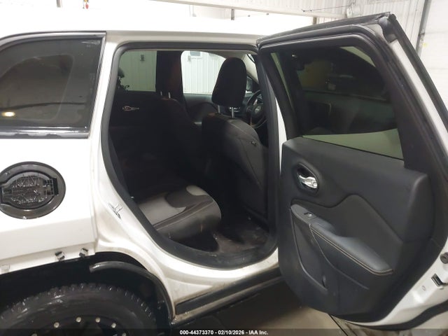 2016 JEEP CHEROKEE 1C4PJMAB4GW317614 Photo 7