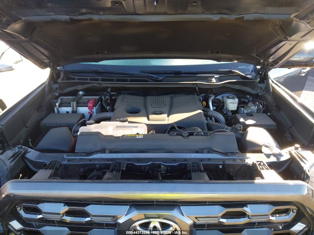 Toyota Tundra Platinum 2025 5TFNA5DB6SX323846 Image 10