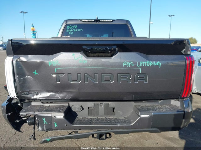 Toyota Tundra Platinum 2025 5TFNA5DB6SX323846 Image 17