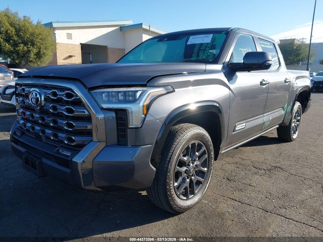 Toyota Tundra Platinum 2025 5TFNA5DB6SX323846 Image 2