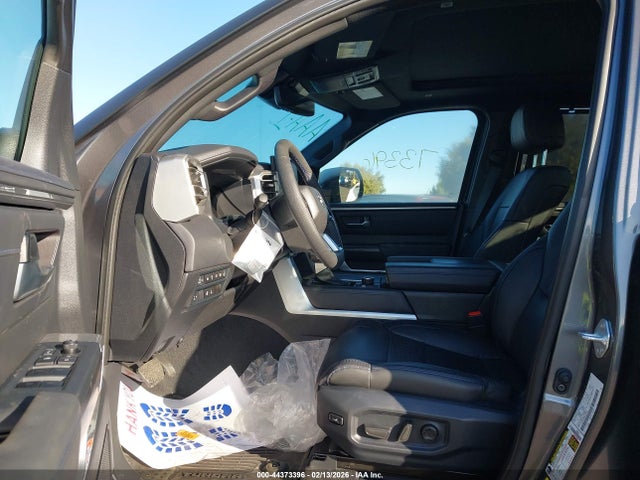Toyota Tundra Platinum 2025 5TFNA5DB6SX323846 Image 5