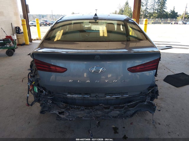 KMHD84LF2KU823909 Hyundai Elantra Value Edition