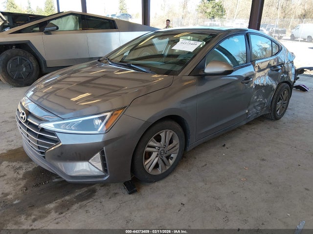 KMHD84LF2KU823909 Hyundai Elantra Value Edition