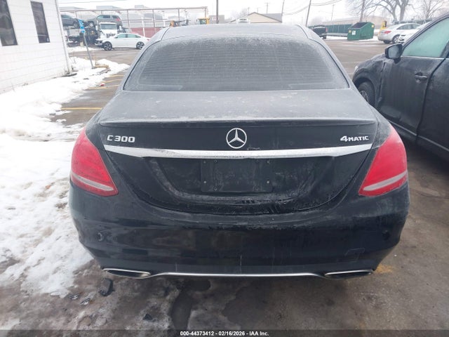 2018 Mercedes-benz C 300 4matic მანქანა იყიდება აუქციონზე, vin: 55SWF4KB6JU260080, აუქციონის ნომერი: 44373412