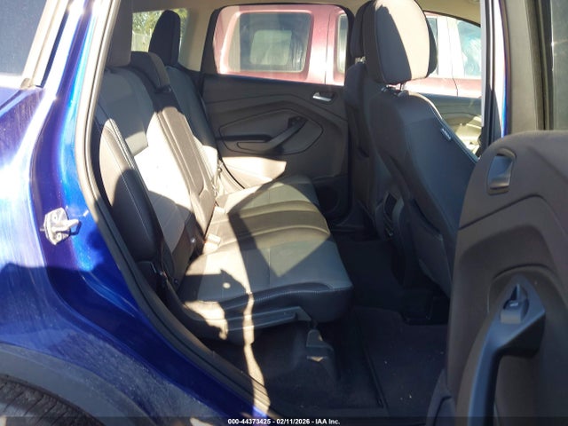 1FMCU9GXXGUA46491 Ford ESCAPE SE