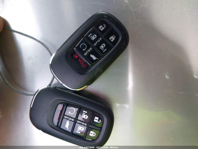 Honda Odyssey Touring 2025 5FNRL6H87SB068487 Image 11